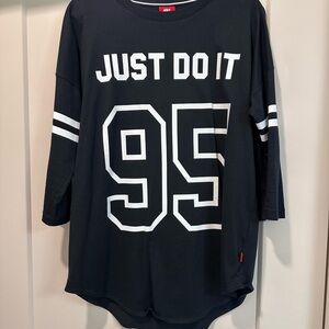 Nike Baseball Graphic Tee